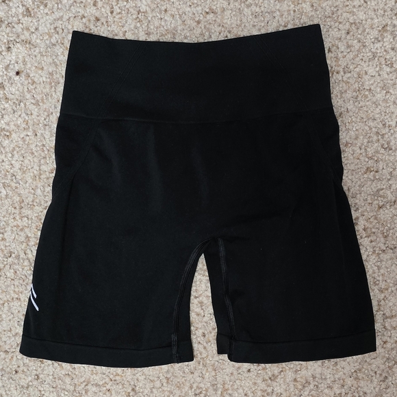 Oner Active Effortless Shorts - Black, size Small - Picture 3 of 5